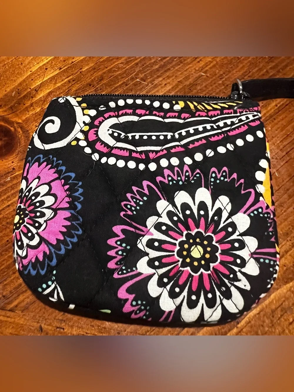 Vera Bradley Coin Purse in Bandana Swirl Retired Pattern Small Wallet